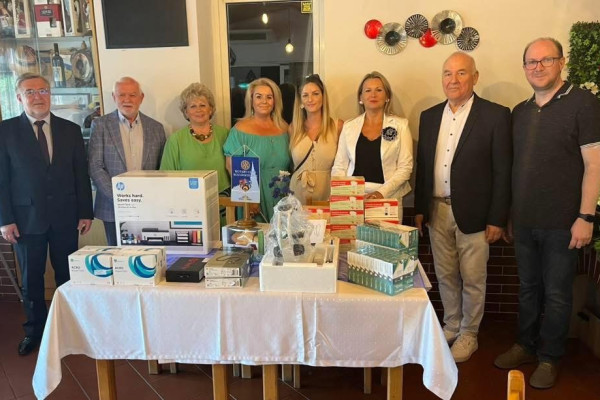 Segítettük a gyermekrendelőt, a lakóotthont és tehetségeket